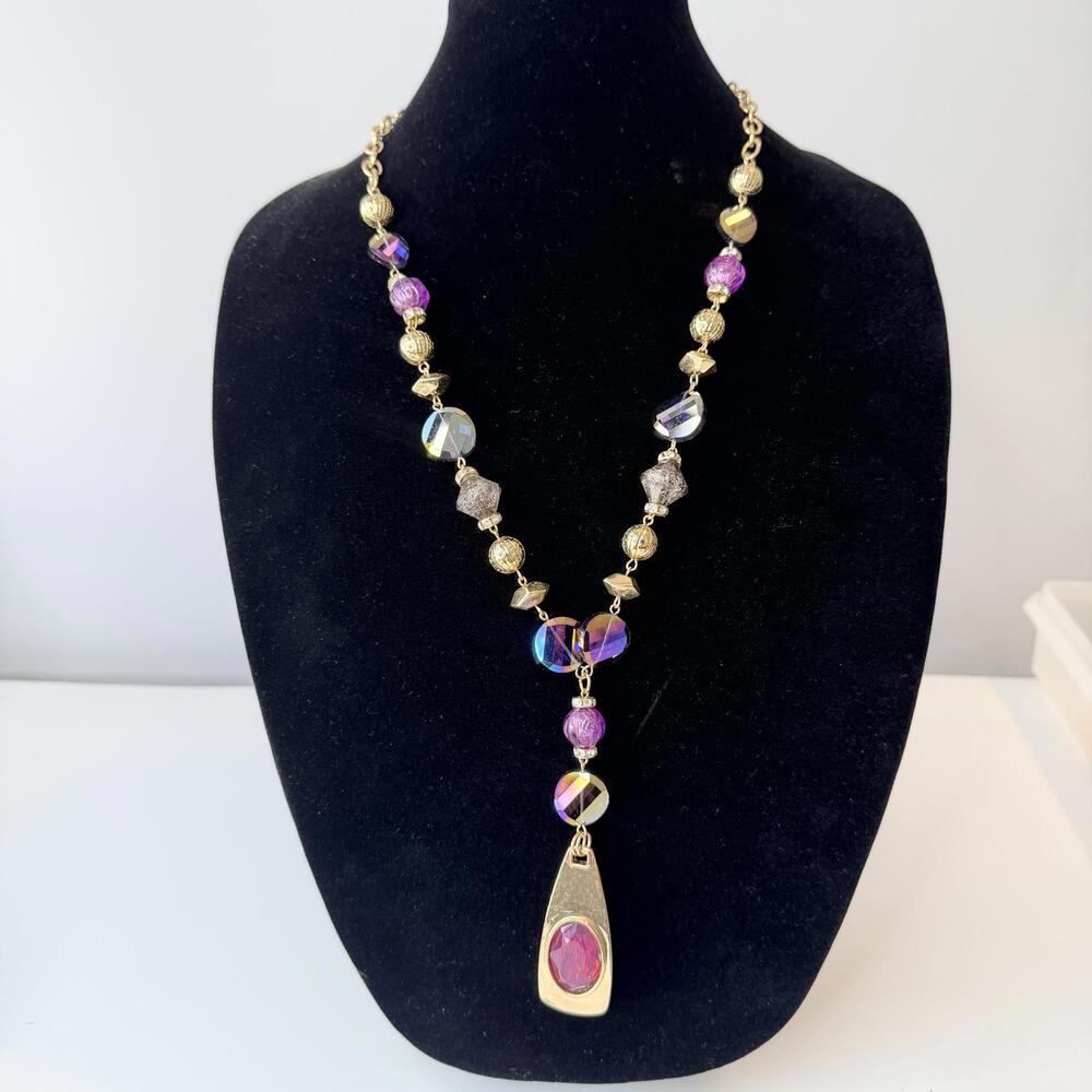 🚨3 for $15🚨 Glass and Metal Beaded Necklace